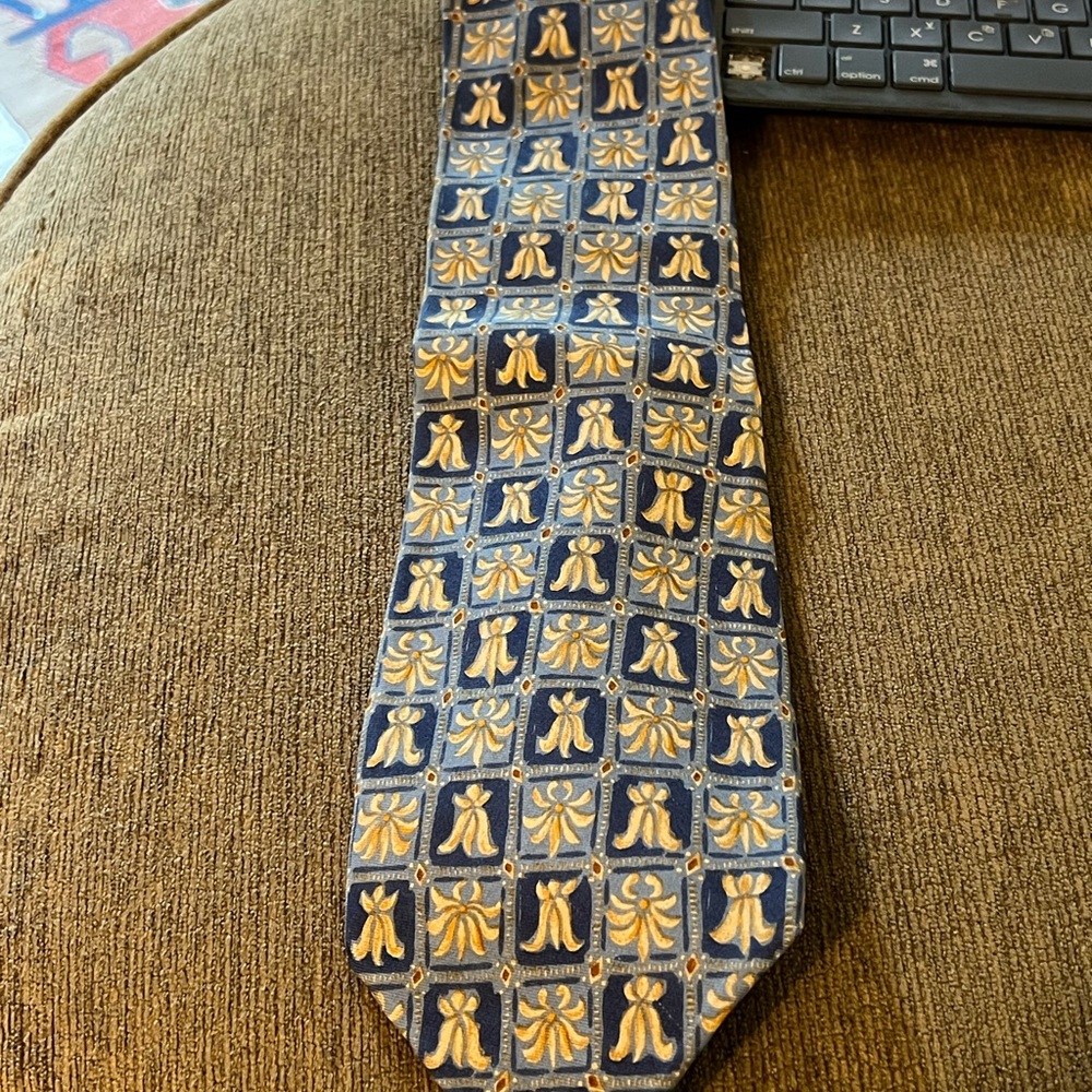 Joseph Abboud Men’s Tie 100% Silk Blue Yellow Gold